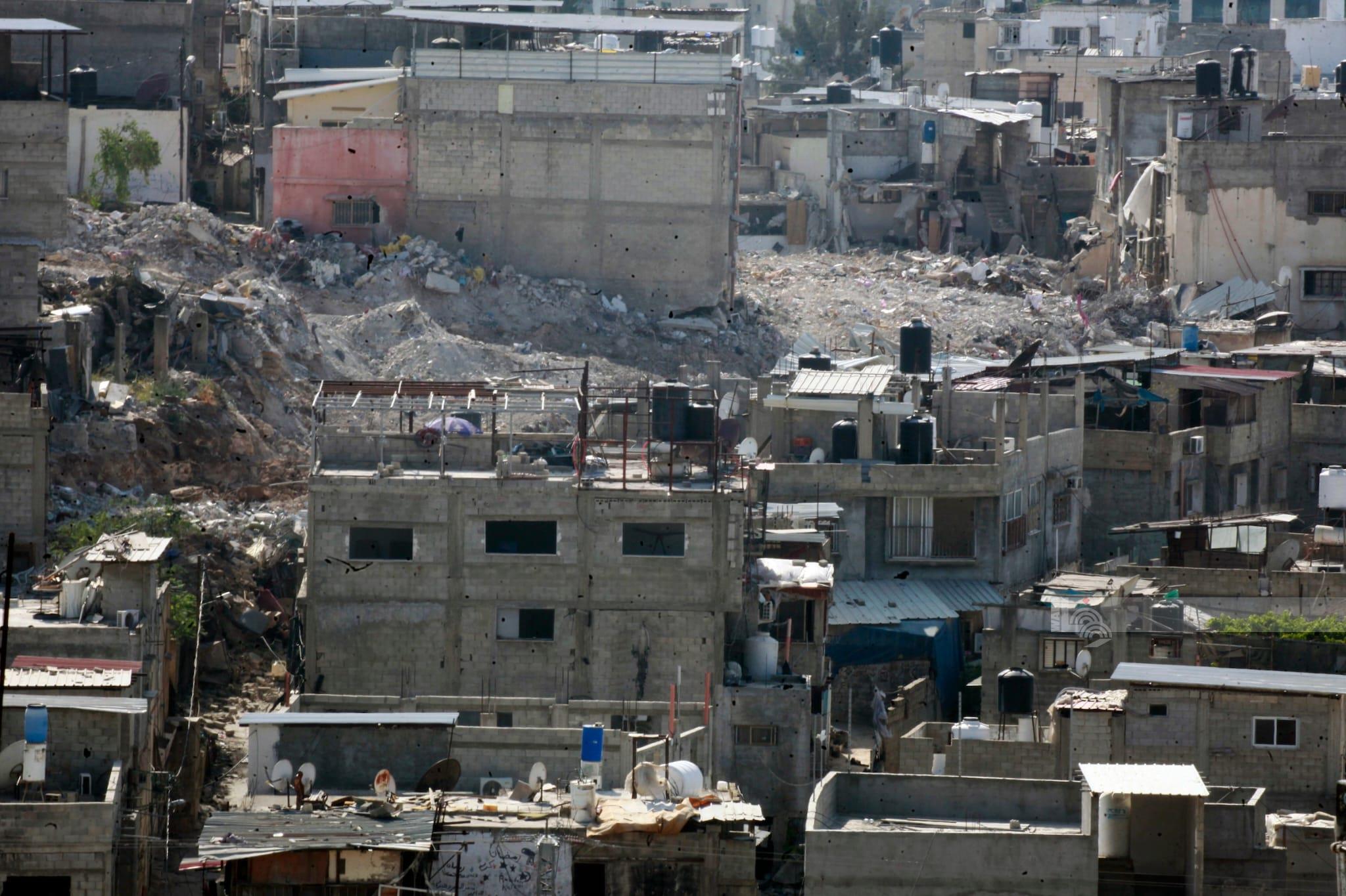 ركام منازل هدمها الاحتلال في مخيم طولكرم. (أرشيف وفا)